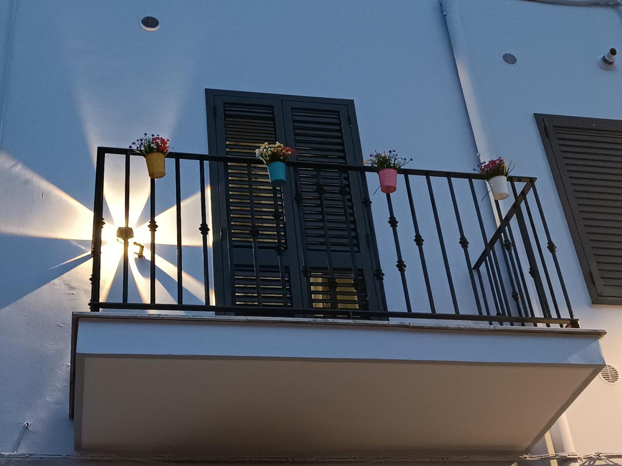 Ferienwohnung Storm Sonic House Palo del Colle Exterior foto